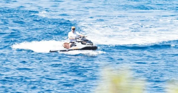Mustafa Ceceli Bodrum sezonunu jetski keyfiyle açtı