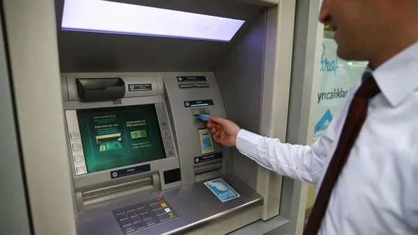 Memurlar zamlı yeni maaşlarına kavuşuyor! Fark tutarları da hesapta olacak