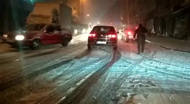 Son dakika: İstanbul Valisi Ali Yerlikaya'dan kar yağışı uyarısı-1