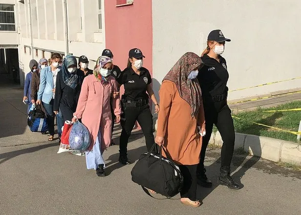 Son dakika: Adana merkezli 12 ildeki FETÖ operasyonu: 23 zanlıdan 7'si tutuklandı-2