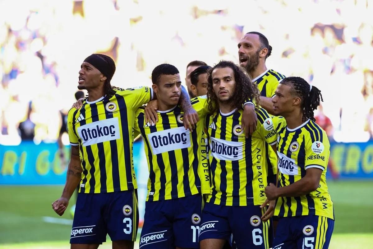 fenerbahce-alanyaspor-super-lig-maci-1792149887768.jpg Fenerbahçe hezimeti unutturmak istiyor! İsmail Kartal'dan Asensio kararı: Alanyaspor maçı 11'inde sürpriz-8