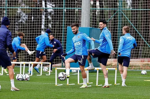 Fenerbahçe'ye yıldız isimden müjde: Luiz Gustavo kritik maç öncesi takımla çalıştı!