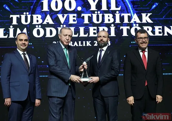 TÜBİTAK ve TÜBA Bilim Ödülleri sahiplerini buldu! 100.yılda Başkan Recep Tayyip Erdoğan takdim etti - 37
