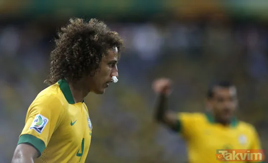 Maskeli futbol! Mbappe'den önce kimler kimler taktı | Lewandowski, Thiago Silva, Diego Costa, Demba Ba... - 25