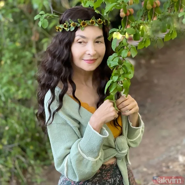 Yeşilçam efsanesi Kemal Sunal’ın biricik partneriydi! Tokatçı’nın Emine’si Nazan Saatçi’nin son haline bakın yine hayran bıraktı - 22