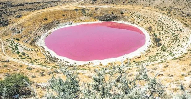 Meyil Obruk Gölü tamamen kurudu