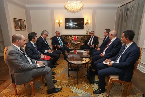 Çavuşoğlu, KKTC Cumhurbaşkanı Akıncı ile görüştü-1