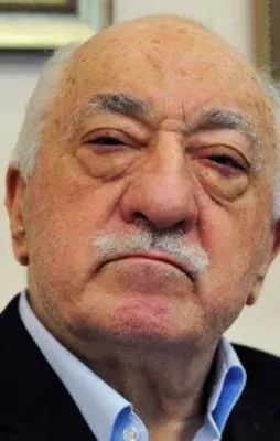 New York Times'a FETÖ ilanı
