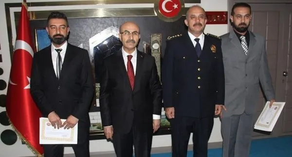 Uçan polis ve arkadaşına validen başarı belgesi-2