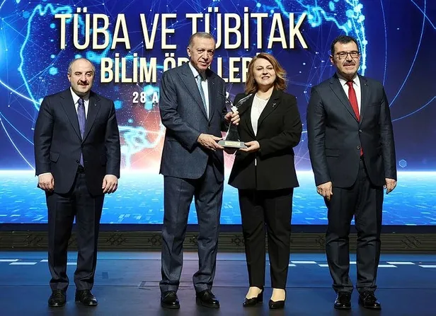 Başkan Erdoğan'dan TÜBİTAK ve TÜBA Ödülleri töreninde önemli açıklamalar-5