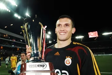 Ismael Bouzid’den Galatasaray’ın istediği Bamy Bensebaini’ye transfer çağrısı