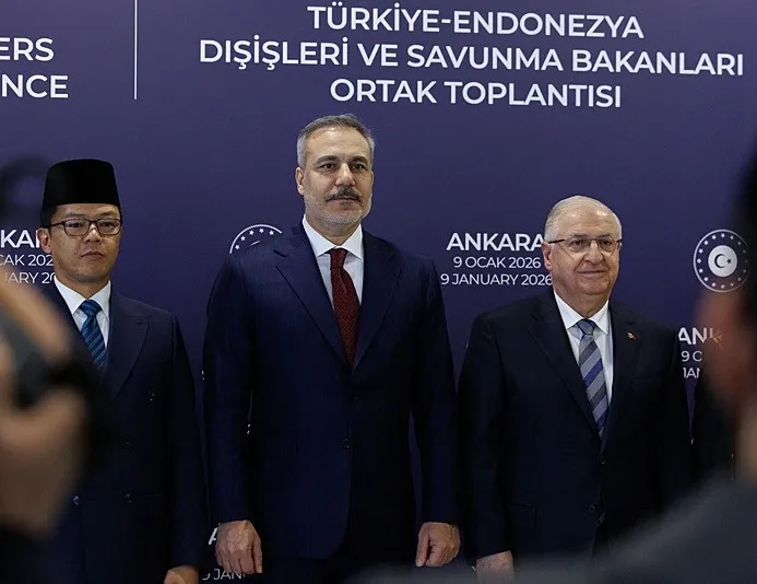 Bakan Güler ve Fidan’dan SDG’ye karşı Şam’a destek: Suriye’nin güvenliği Türkiye’nin güvenliğidir