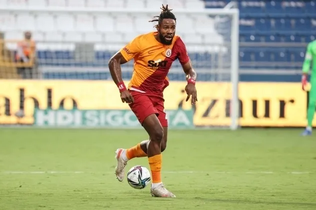 Galatasaray'da yaprak dökümü başlıyor!
