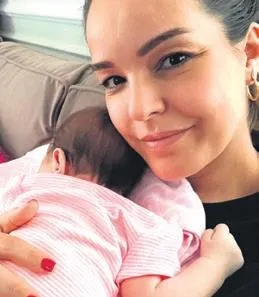 Annelerine olan aşklarını sosyal medyadan paylaştı-5