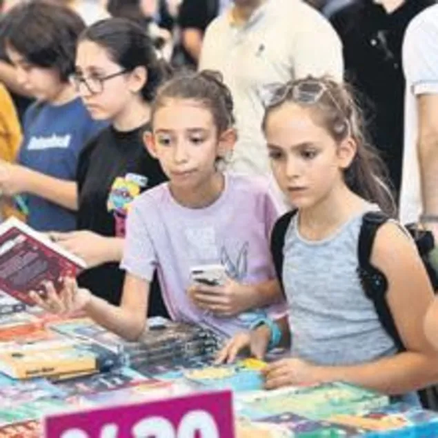 Kocaeli Kitap Fuarı’na yoğun ilgi