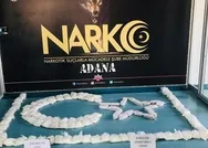 Son dakika: Adanada şüpheli araç zehir deposu çıktı: 205 bin uyuşturucu hap ve 8 kilo 250 gram esrar ele geçirildi