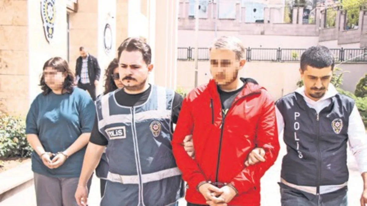 Amasya'da çelik kasadaki 2 milyon TL'lik altınını çaldırdı!