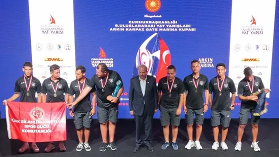 Büyük ödül Deniz Harp Okulu Takımı’na!