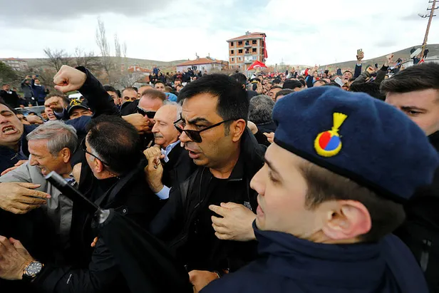 Kılıçdaroğlu'na yapılan saldırıya ilişkin ilk tepkiler-3