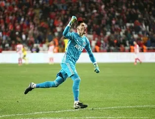 Altay’ın etrafını devler sardı