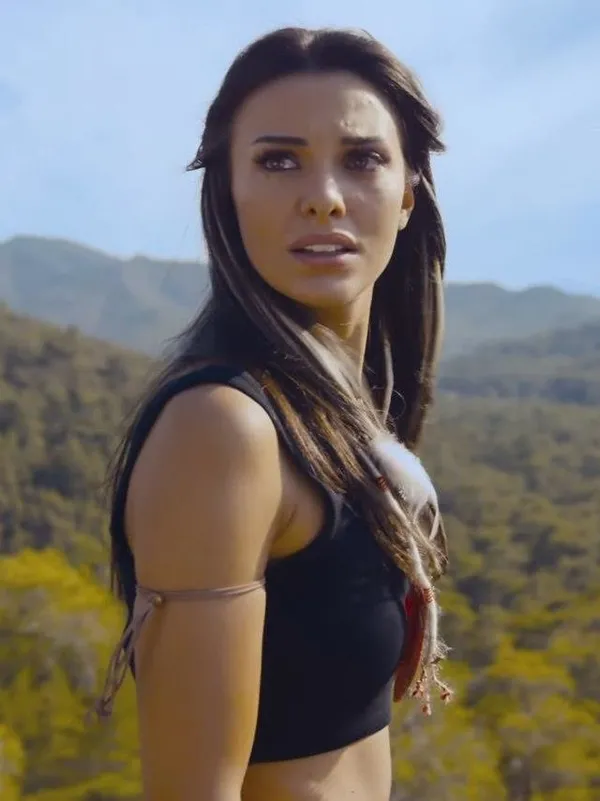 tuvana-turkay-ile-izzet-antebinin-1-yillik-iliskisi-bitti-altindan-ihanet-zinciri-cikti-1683664032145.jpeg Tuvana Türkay ile İzzet Antebi'nin 1 yıllık ilişkisi bitti! Altından 'İhanet zinciri' çıktı-5