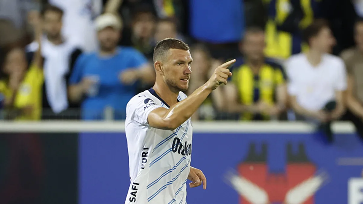 Edin Dzeko Fiorentina ile anlaştı