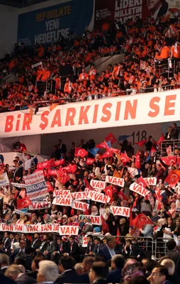 AK Parti'de Olağanüstü Büyük Kongre heyecanı