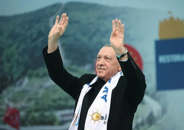 baskan-erdogandan-aydos-kalesi-ile-sultan-korusunun-acilis-toreninde-6li-koalisyona-net-mesaj-bunlar-avrupanin-1675434445846.jpeg Başkan Erdoğan'dan Aydos Kalesi ile Sultan Korusu'nun açılış töreninde 6'lı koalisyona net mesaj: Bunlar Avrupa'nın aferin demesine muhtaç-6