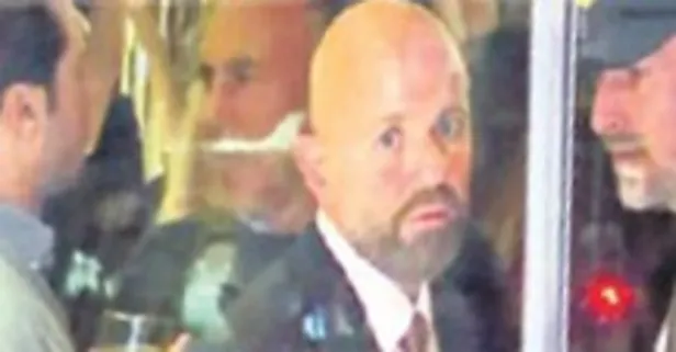 İzzet Özilhan boşandıktan sonra piyasaya açıldı