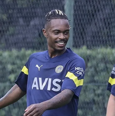 Lincoln Fener’e veda ediyor