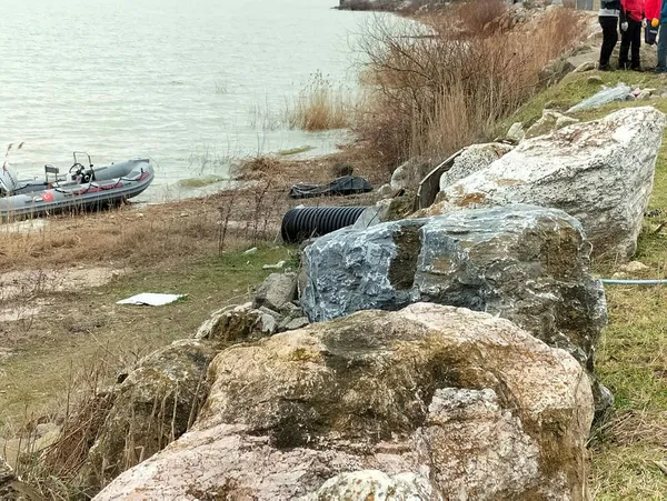 kaybolan-balikcinin-35-gun-sonra-cesedi-bulundu-1645359936477.jpg Kaybolan balıkçının 35 gün sonra cesedi bulundu-2