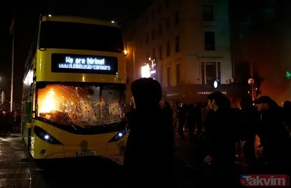 İrlanda’da bıçaklı saldırı: 3’ü çocuk 5 yaralı! Öfkeli halk sokağa indi | Araçları ateşe verdiler: Ortalık savaş alanına döndü - 10