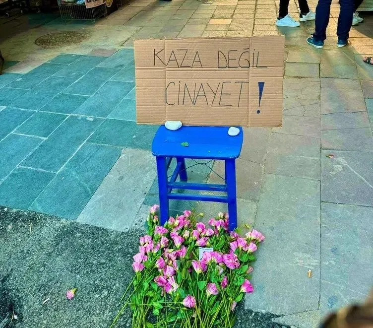 izmirde-2-kisi-elektrik-akimina-kapilarak-hayatini-kaybetmisti-yeni-gelisme-skandali-ortaya-cikardi-kablo-3-ay-1721111947950.jpeg İzmir'de 2 kişi elektrik akımına kapılarak hayatını kaybetmişti | Korkunç olayda yeni gelişme! Kablo 3 ay önce de açıktaymış-10