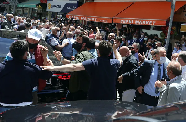 mhpden-iyi-parti-lideri-meral-aksenerin-ikizderedeki-zor-anlarina-yorum-tefrikanin-topuklusu-ilceden-kovulmus-1621548880114.jpg MHP'den, İYİ Parti Lideri Meral Akşener'in İkizdere'deki zor anlarına yorum: Tefrikanın topuklusu ilçeden kovulmuş-2