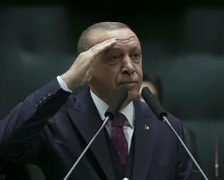 Başkan Erdoğandan sporculara asker selamıyla destek! Dakikalarca alkışlandı