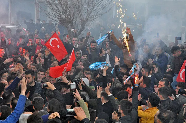 Şırnak'ta AK Parti sevinci