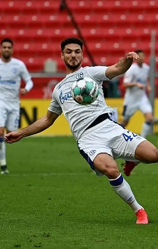 Galatasaray ve Beşiktaş peşindeydi! Kerim Çalhanoğlu'nun yeni takımı belli oldu