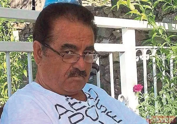 İbrahim Tatlıses'in oğlu Ahmet 'akıl sağlığından şüphe ediyorum' demişti... İmparator'dan olay sözler: "Gerizekalılar, aklı yerinde olmayan..." - 13