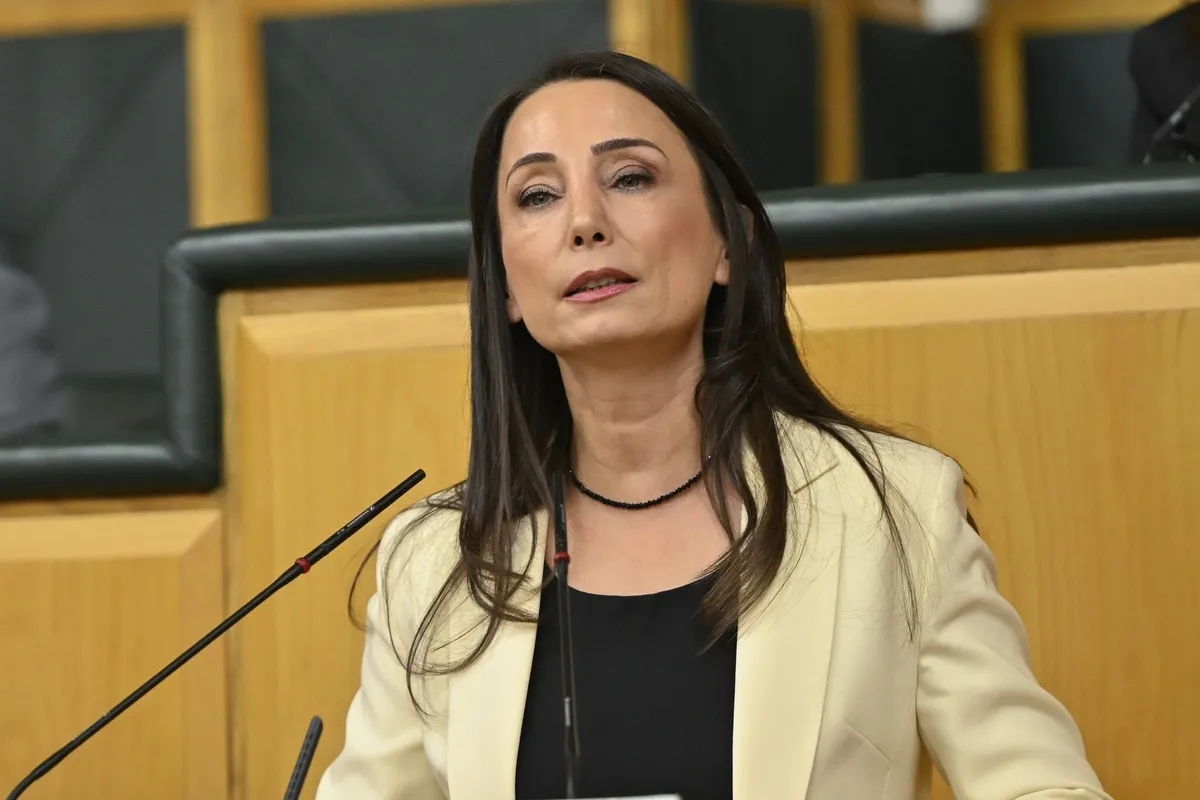 ak-parti-sozcusu-omer-celikten-tulay-hatimogullarina-netanyahu-tepkisi-bu-aciklamasini-duzeltmelidir-1786529777234.jpeg AK Parti Sözcüsü Ömer Çelik'ten Tülay Hatimoğulları'na Netanyahu tepkisi: "Bu açıklamasını düzeltmelidir"-4