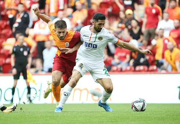 1645081245119.jpg Galatasaray'ın yıldızı Halil Dervişoğlu'na sürpriz talip! Abdullah Avcı Trabzonspor yönetimine bildirdi-2