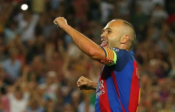 nou-camp-buyucusu-iniesta-1591229730320.jpeg