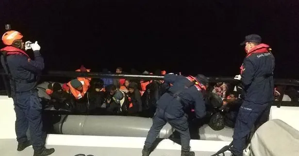 Yunanistan ölüme itti! İzmir açıklarında 54 düzensiz göçmen yakalandı
