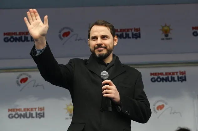 Bakan Albayrak baba ocağı Trabzon'da: "İnşallah bir kez daha..."