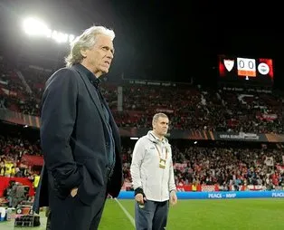 Krizi bırak Sevilla’ya bak! Ali Koç, Jorge Jesus ve futbolcular yemekte bir araya geldi