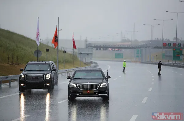Başkan Erdoğan Kuzey Marmara Otoyolu açılışının ardından makam aracının direksiyonuna geçip dev projeyi test etti! - 22