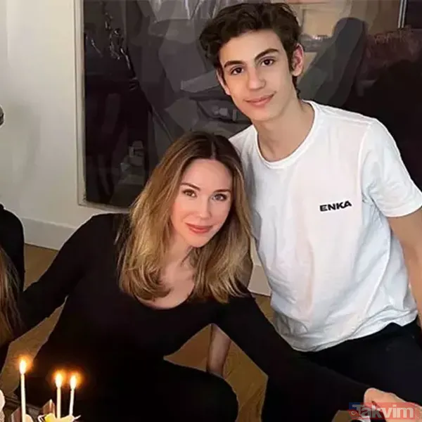 Demet Şener Ve Oğlu