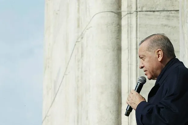 Son dakika: Başkan Erdoğan'dan Yeni Camii'nin restorasyon sonrası açılışında önemli açıklamalar: Burada benim hatıram var-5