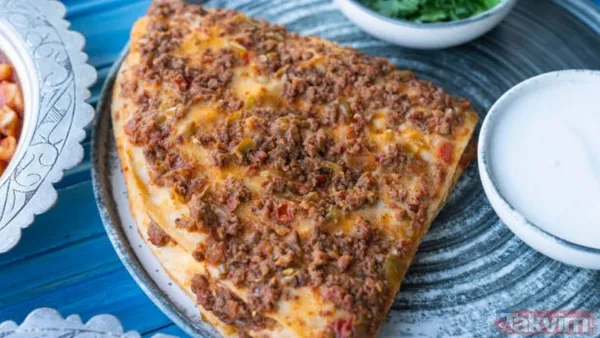 🍴Onu Tombik Döner, Cağ Kebabı, Kayseri Yağlaması Ve Kalamar Tava İzledi.