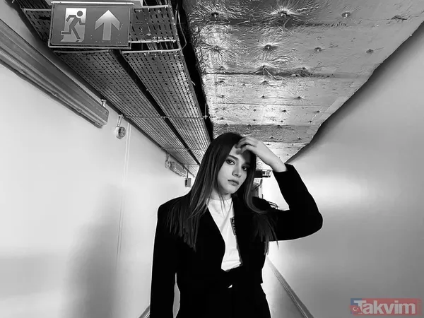 Kara Tahta’nın Irmak’ı Miray Daner’in annesi güzelliğiyle kızını solladı! Seda Sayan’ın müstakbel dünürüne bakın gören dilini ısırdı - 3