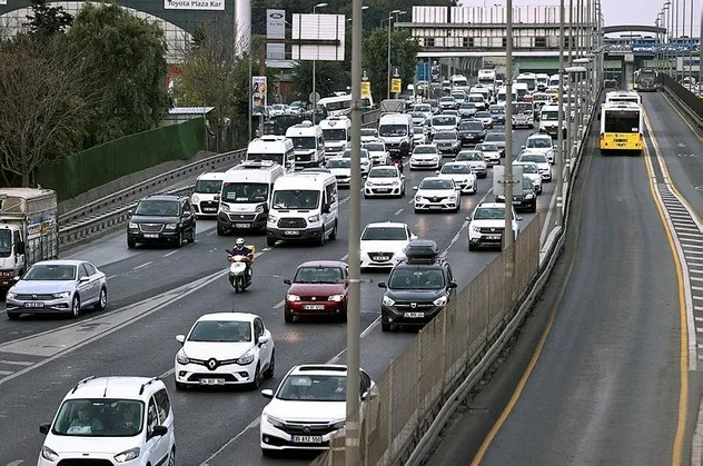 Son dakika: İstanbul'da trafik yoğunluğu! Yüzde 53'e kadar çıktı